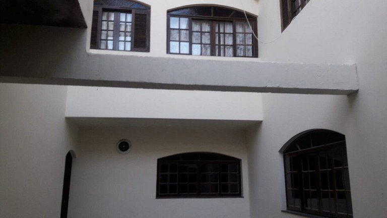 Casa Sta Amélia 3 quartos, 3 banheiros c/ garagem
