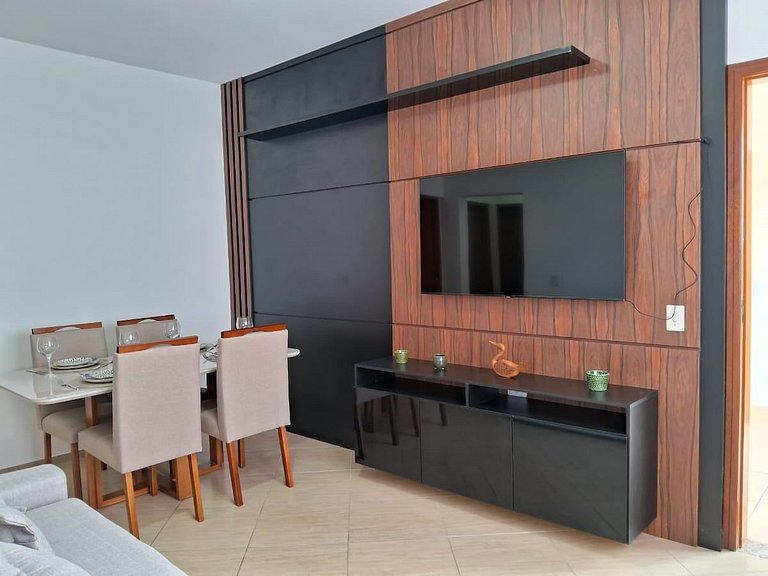 Lindo apto de 2 quartos e 1 banheiro c/ garagem