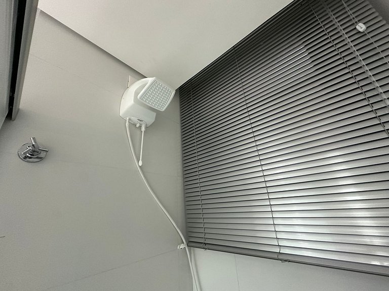 Apart 1 bedroom, 1 bathroom center without garage