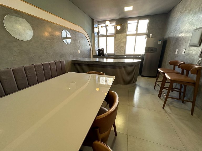 Apart 1 bedroom, 1 bathroom center without garage