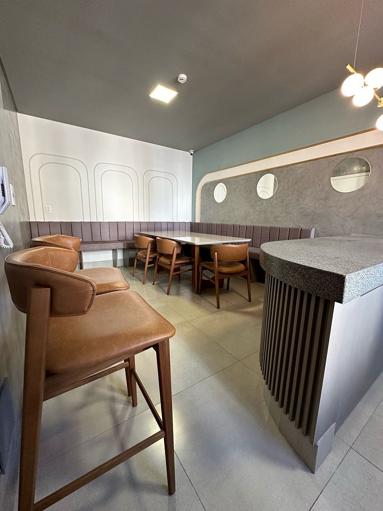 Apart 1 bedroom, 1 bathroom center without garage