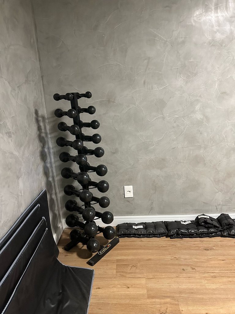 Apart 1 bedroom, 1 bathroom center without garage