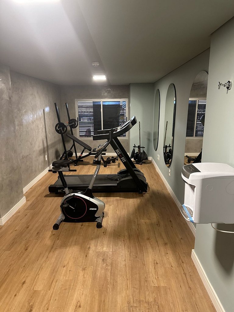 Apart 1 bedroom, 1 bathroom center without garage