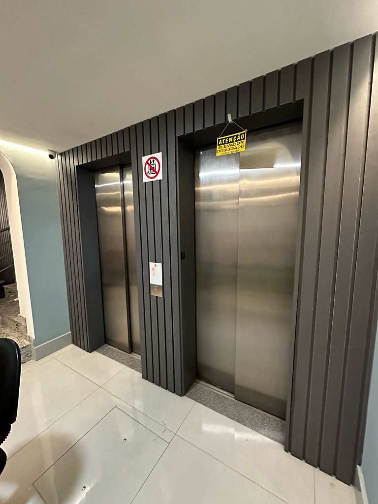 Apart 1 bedroom, 1 bathroom center without garage