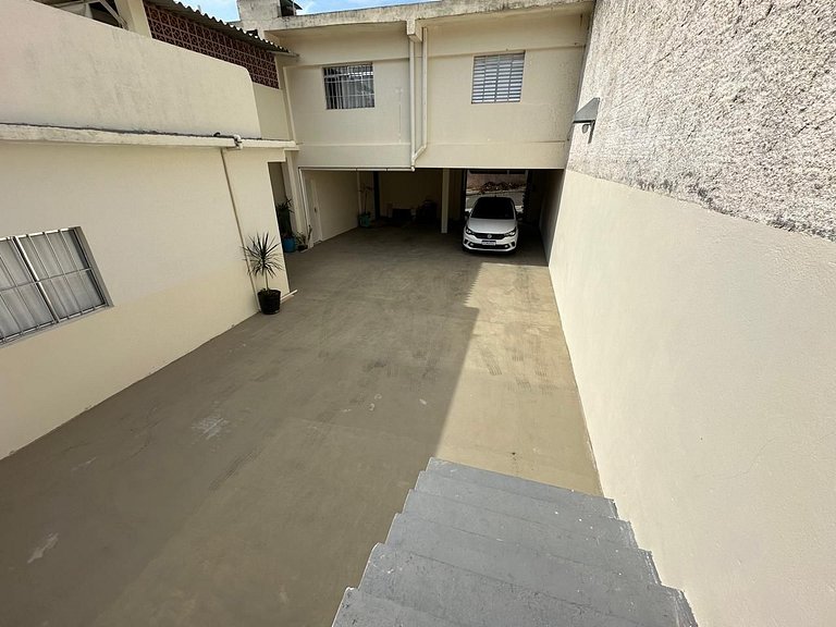 Casa próximo a Rodovia Raposo Tavares c/ garagem