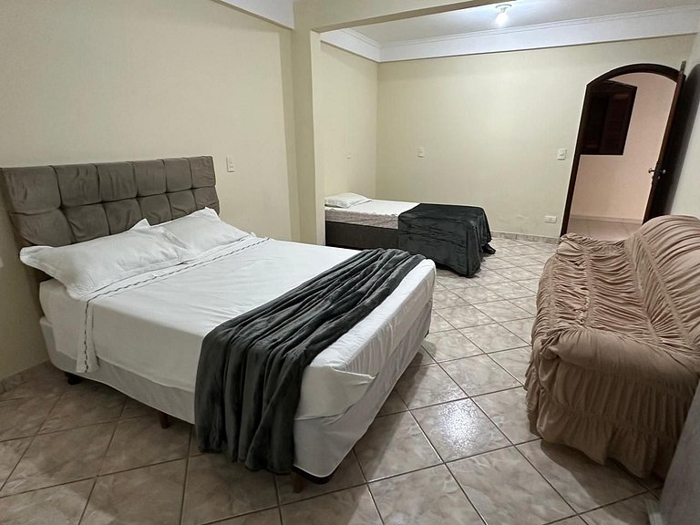 Sta Amélia 1 quarto familia 1 banheiro c/ garagem