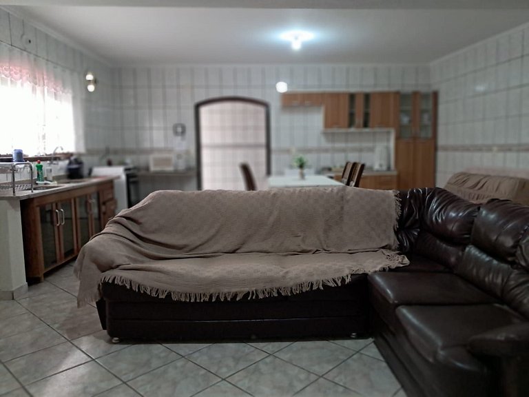 Casa próximo a Rodovia Raposo Tavares c/ garagem