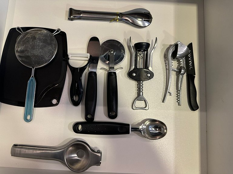 2 bedroom, 2 bathroom apartment in downtown BH