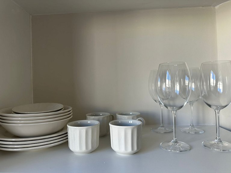 2 bedroom, 2 bathroom apartment in downtown BH