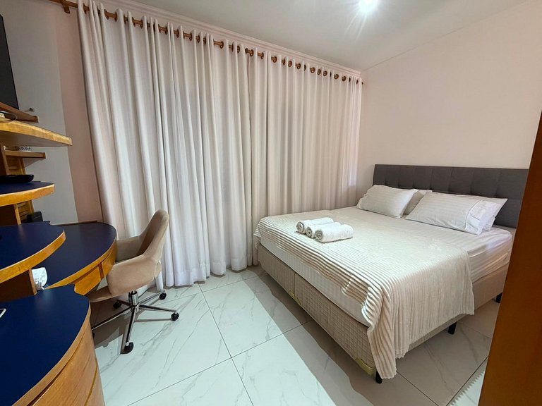 Lindo loft decorado no centro c/ garagem